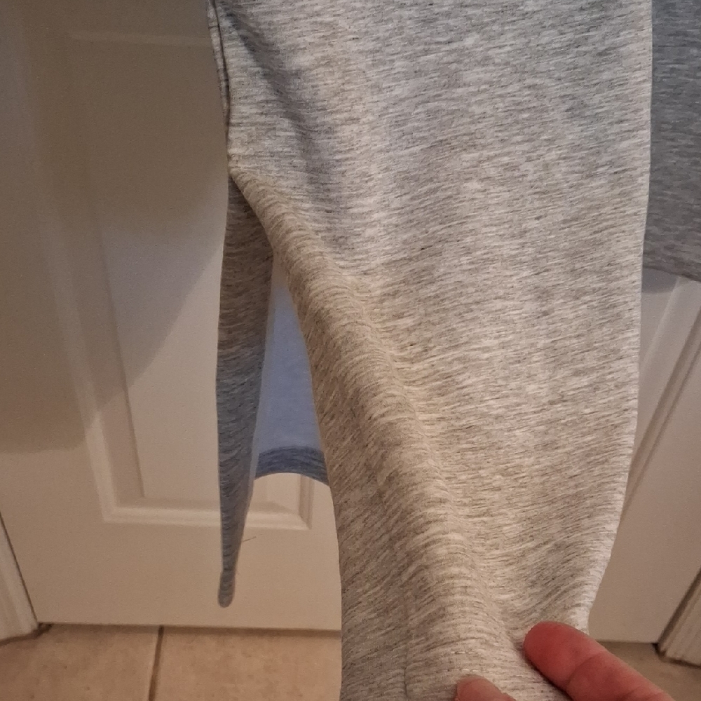 No Boundaries Heather Gray Knit Fabric - Picture 3 of 4